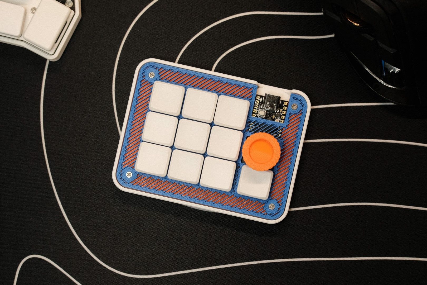 Friends' Macropad - Image 4